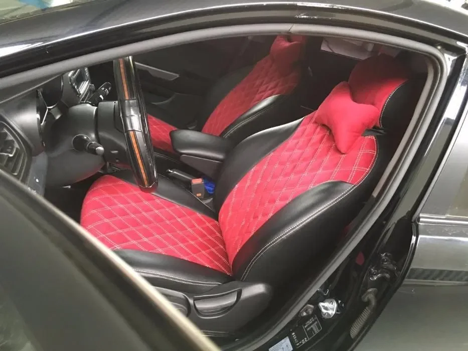 Авточехлы и автоподушки в салоне